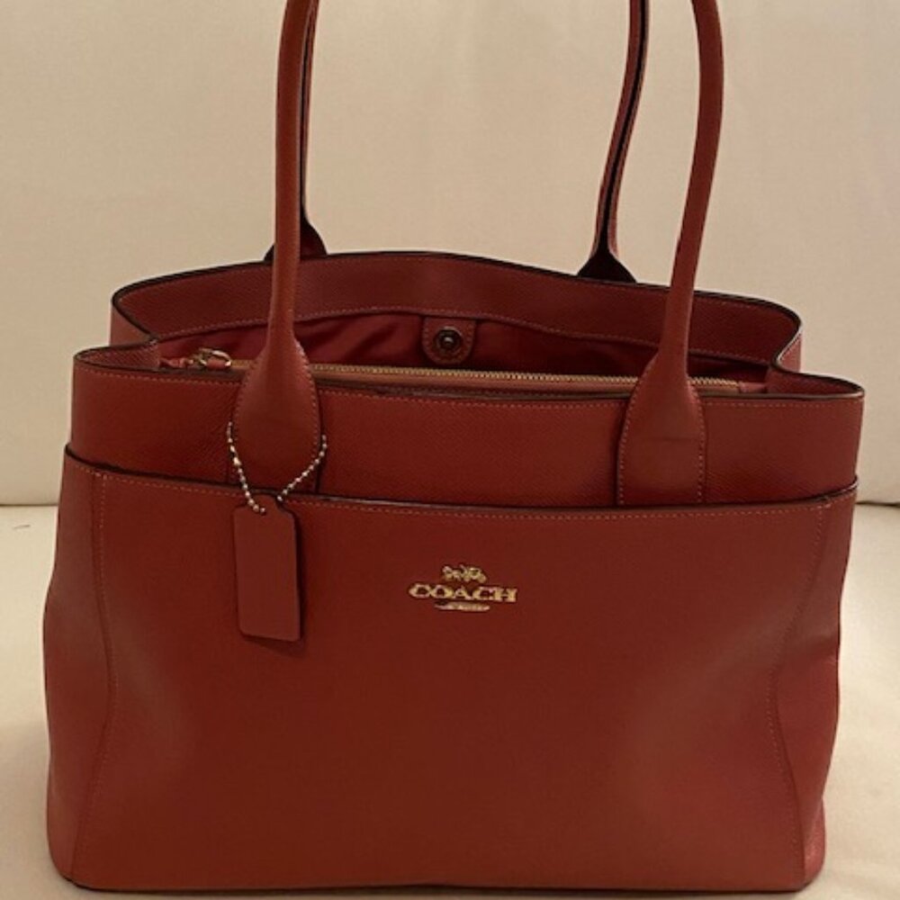 COACH PEBBLED LEATHER SHOULDER BAG